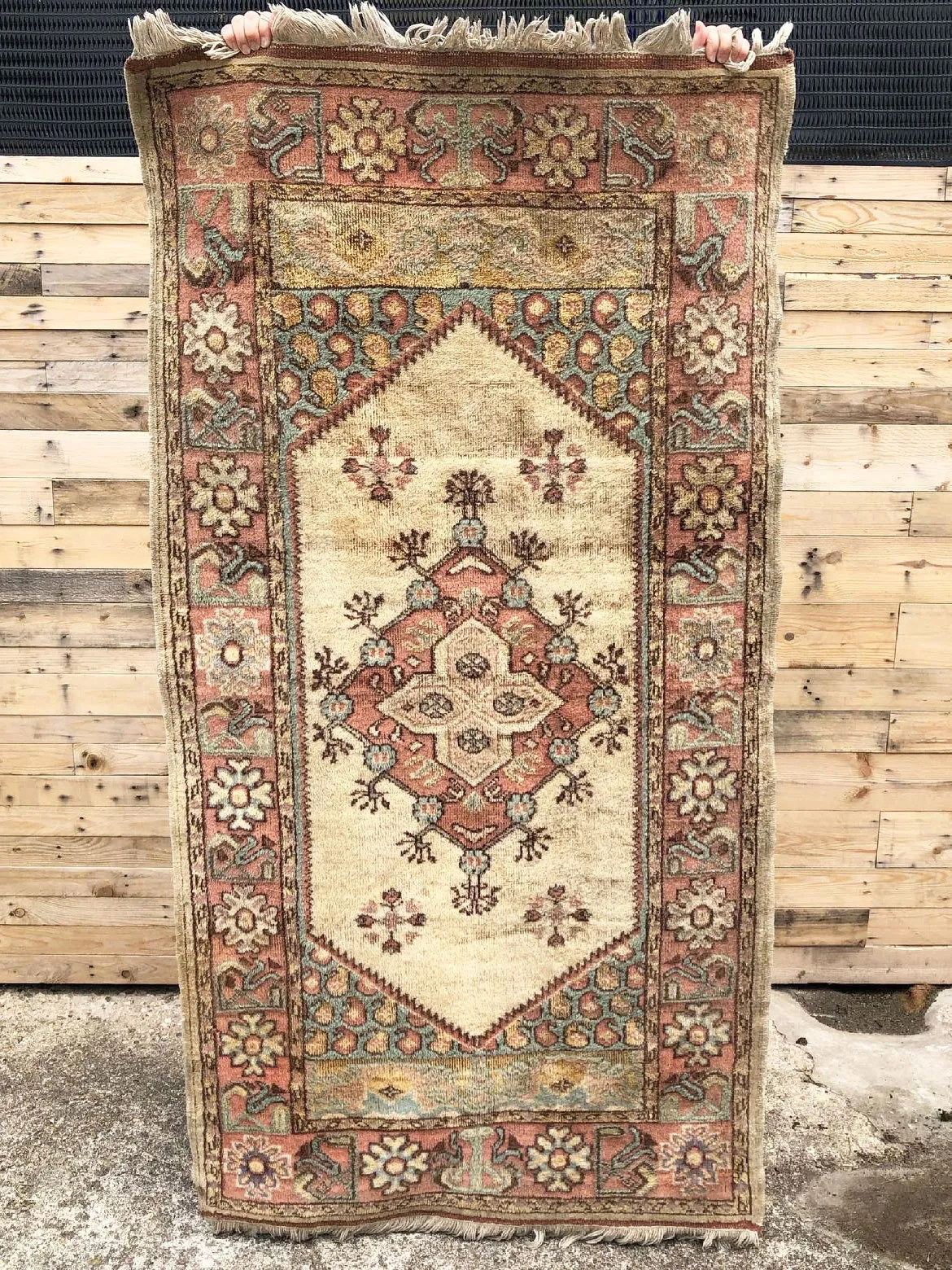 Rugs & Runners: Vintage Cream & Pink