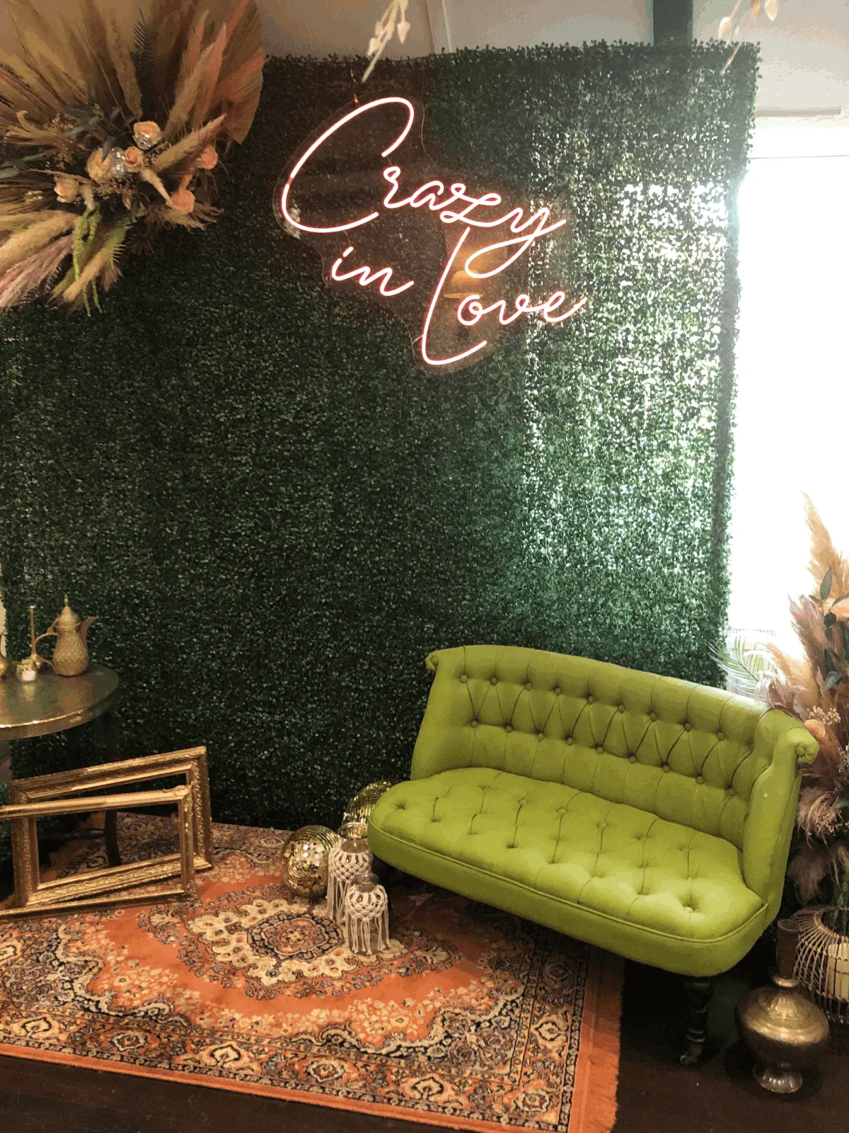 Neon Signs: Crazy in Love