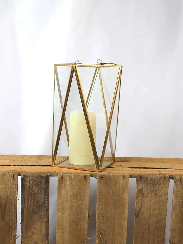 Lanterns: Gold Geometric