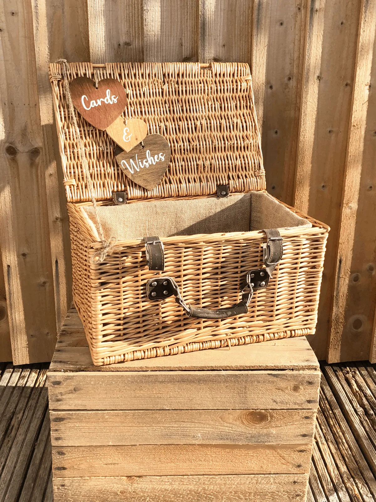 Card Boxes: Hessian Lined Basket