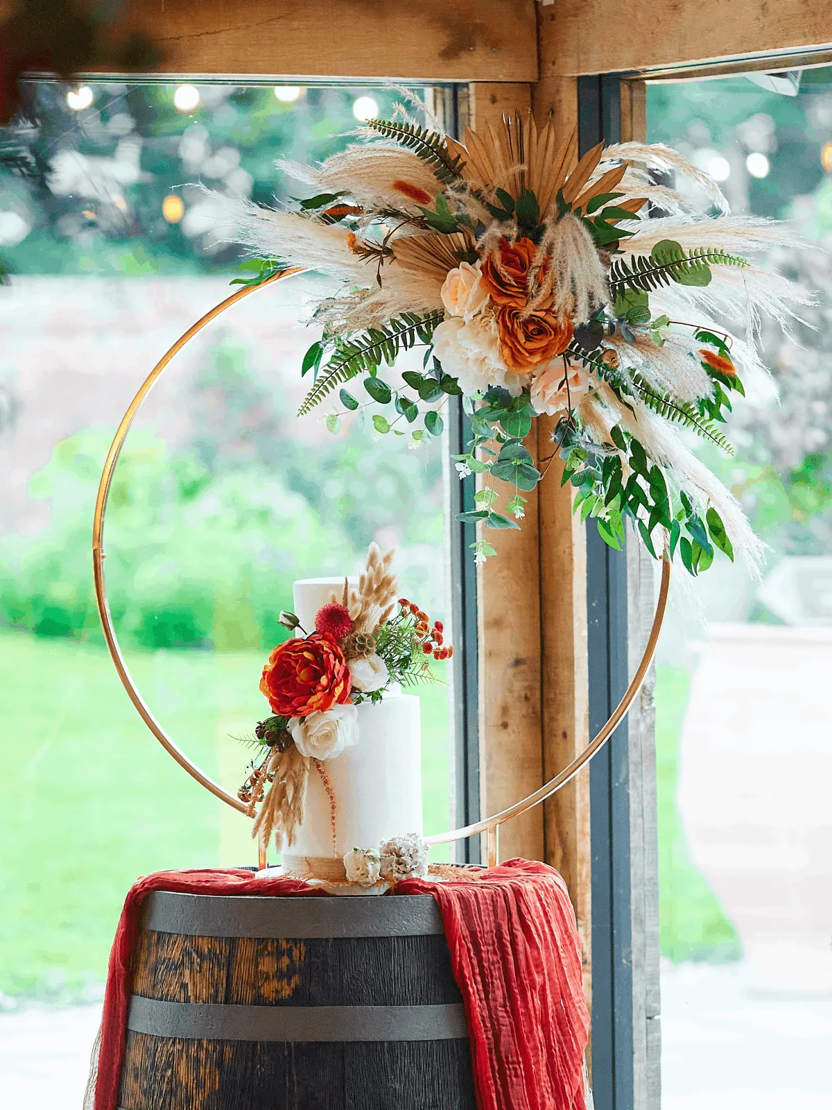Cake Stands: Gold Cake Hoop
