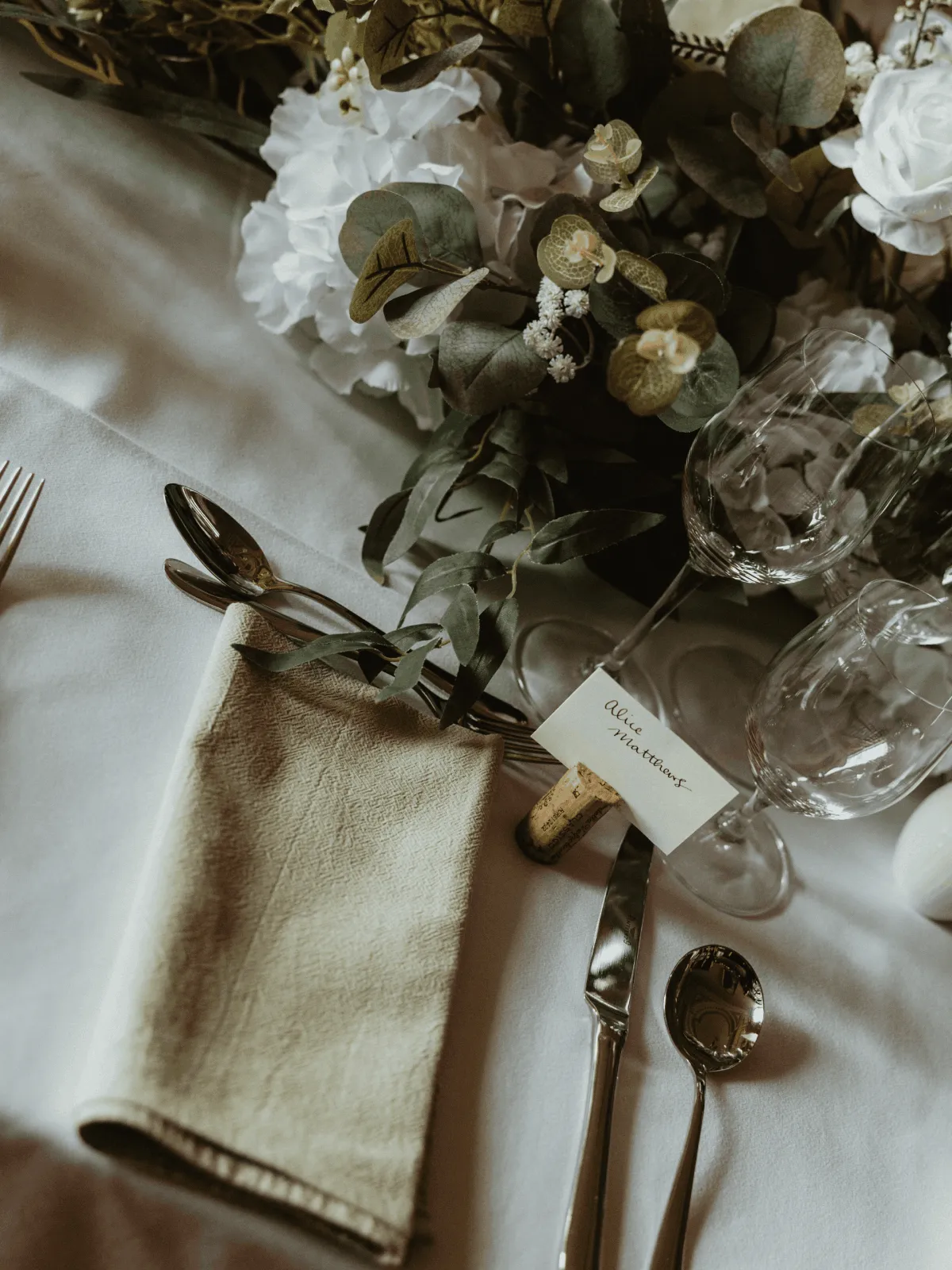 Coloured Napkins: Sage